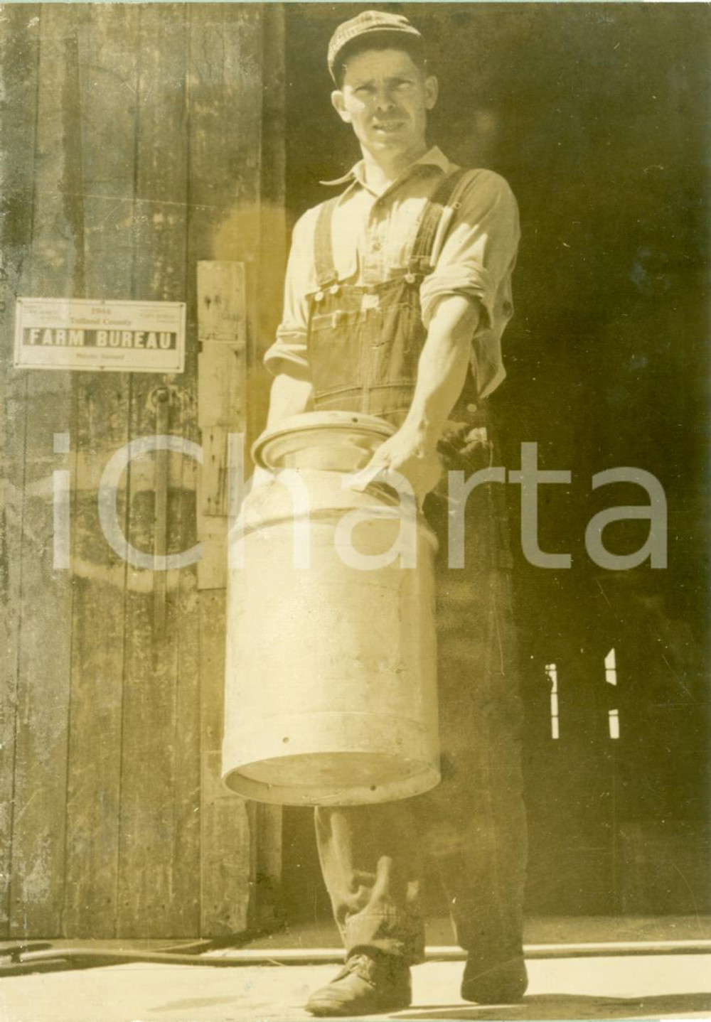 Fotografia d epoca originale 1944 WWII CONNECTICUT USA Veteran Malcolm STANNARD in fattoria dopo guerra FOTO 1