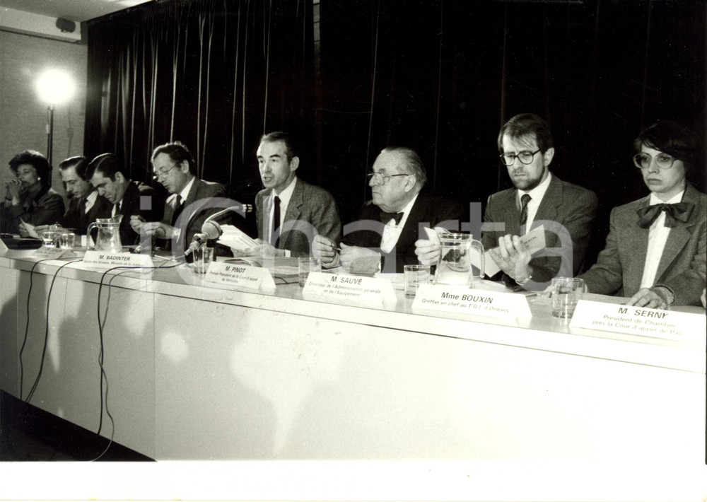 Fotografia d epoca originale 1984 PARIS F Robert BADINTER Ecole Nationale de la Magistrature Photographie 1