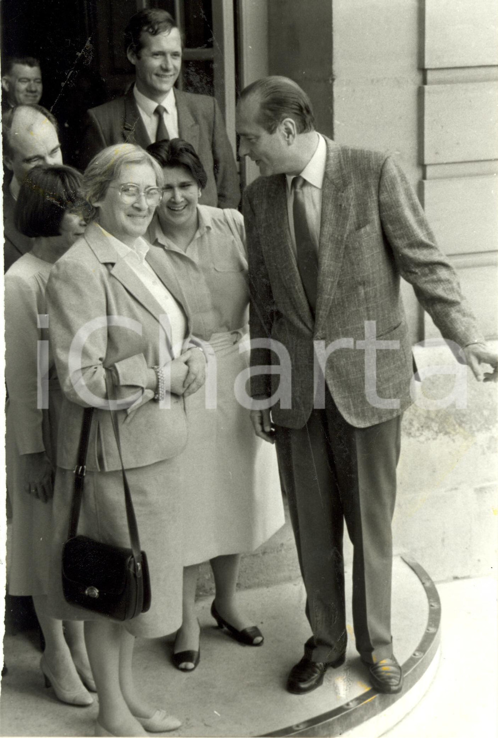 Fotografia d epoca originale 1986 PARIGI F Elena BONNER con Jacques CHIRAC all  Hotel MATIGNON Fotografia 1