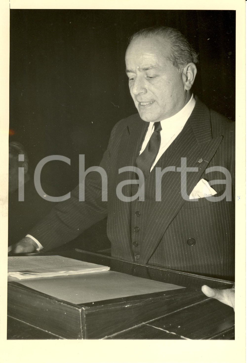 Fotografia d epoca originale 1955 PARIS F Pierre BILLOTTE nouveau Ministre de la dÃ©fense Photographie 1