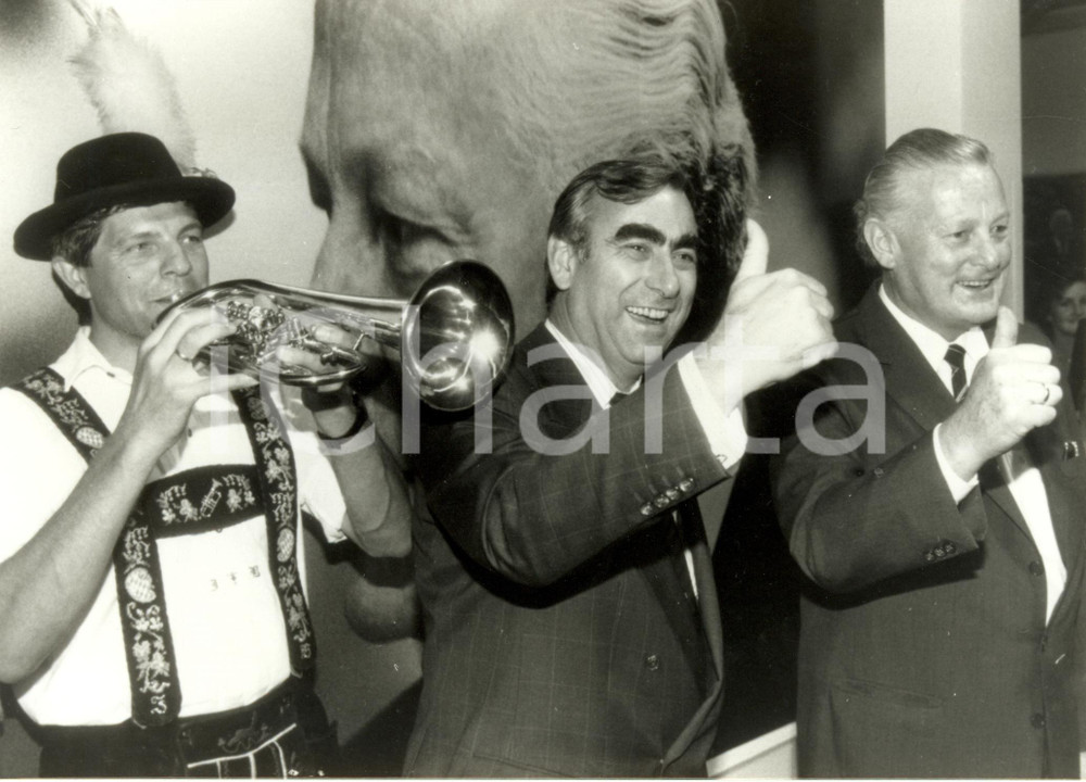 Fotografia d epoca originale 1990 MONACO DI BAVIERA D ThÃ©o WAIGEL Max STREIBL e trombettiere Fotografia 1