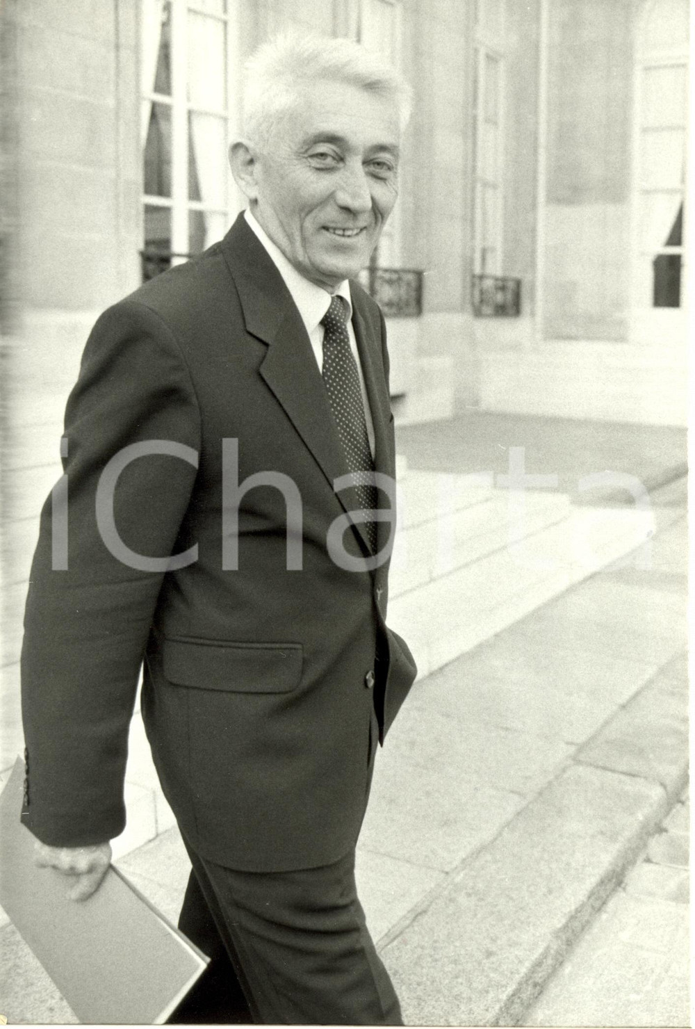 Fotografia d epoca originale 1987 PARIS F Bernard PONS quittant l ELYSEE aprÃ©s le conseil Photographie 1