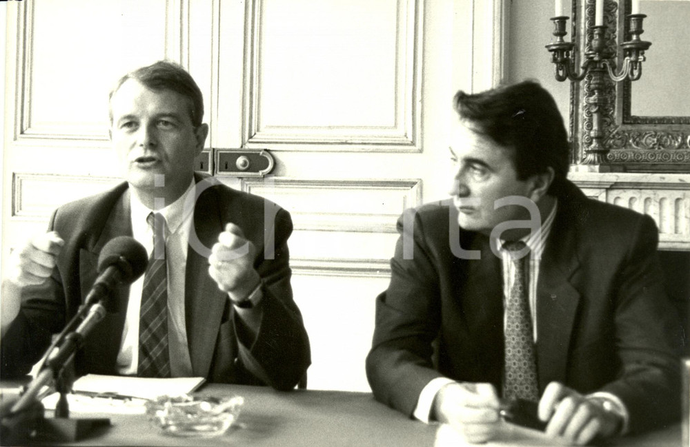 Fotografia d epoca originale 1989 PARIS F JeanPierre SOISSON Jacques JEANTEUR confÃ©rence de presse Photo 1