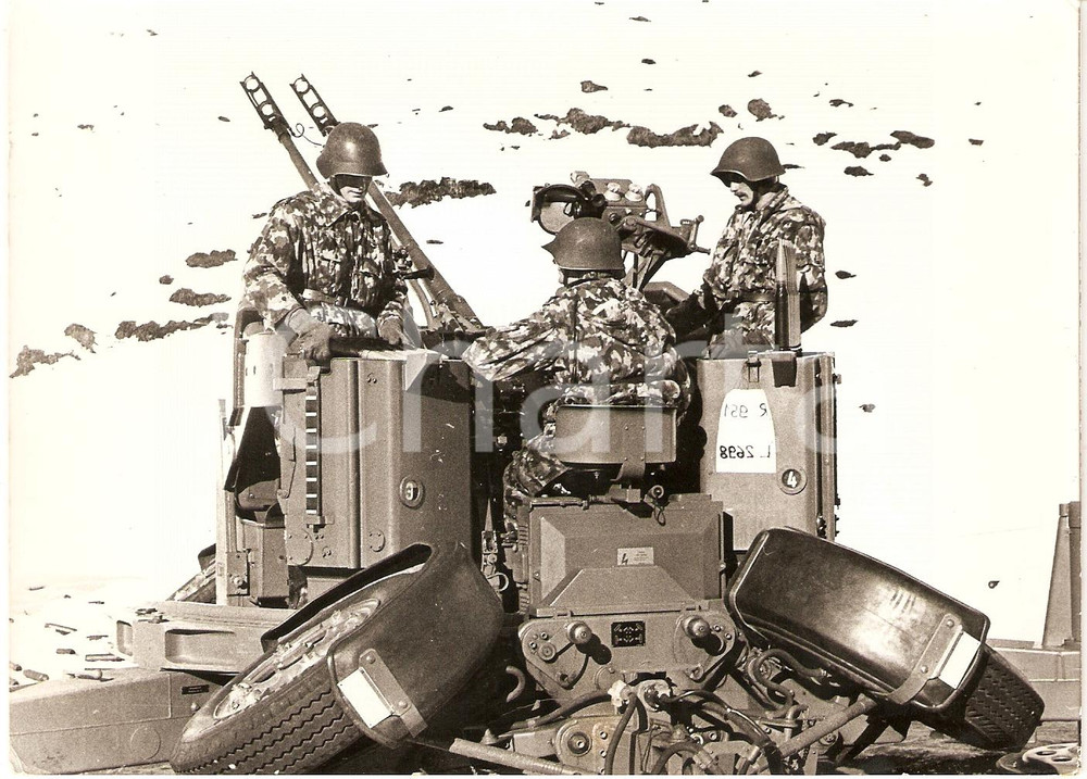 Fotografia d epoca originale 1976 SWITZERLAND Esercito Svizzero Artiglieria antiaerea OERLIKON BUHRLE Foto 1