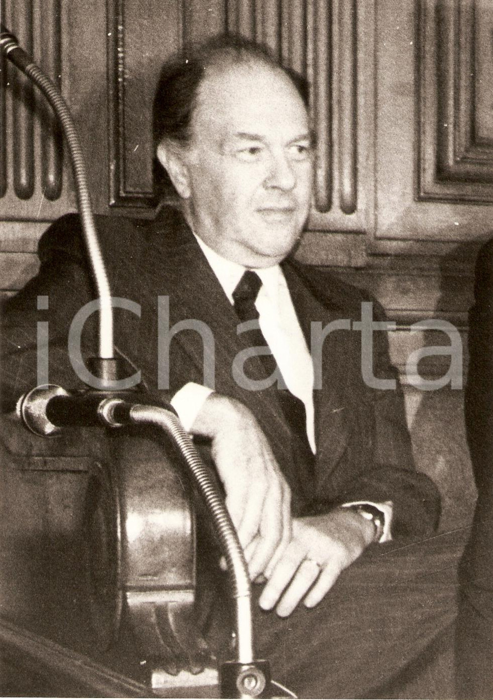 Fotografia d epoca originale 1984 PARIS Affaire Jean DE BROGLIE Pierre DE VARGA quitter libre de Prison Photo 1
