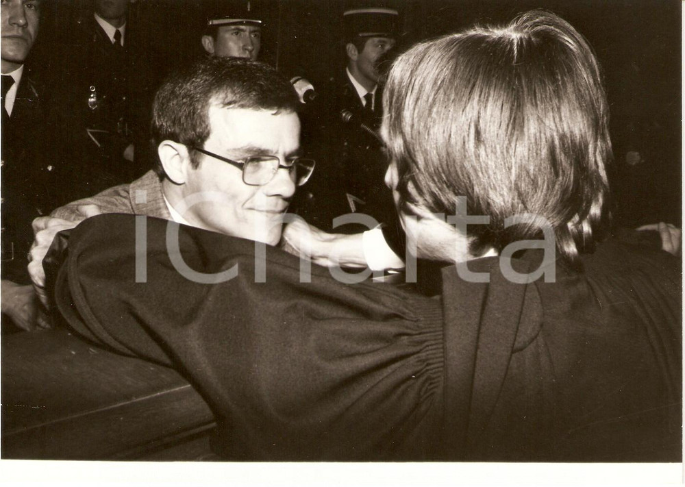 Fotografia d epoca originale 1981 PARIS Affaire Jean DE BROGLIE GÃ©rard FRECHE avec son dÃ©fenseur ProcÃ¨s Photo 1