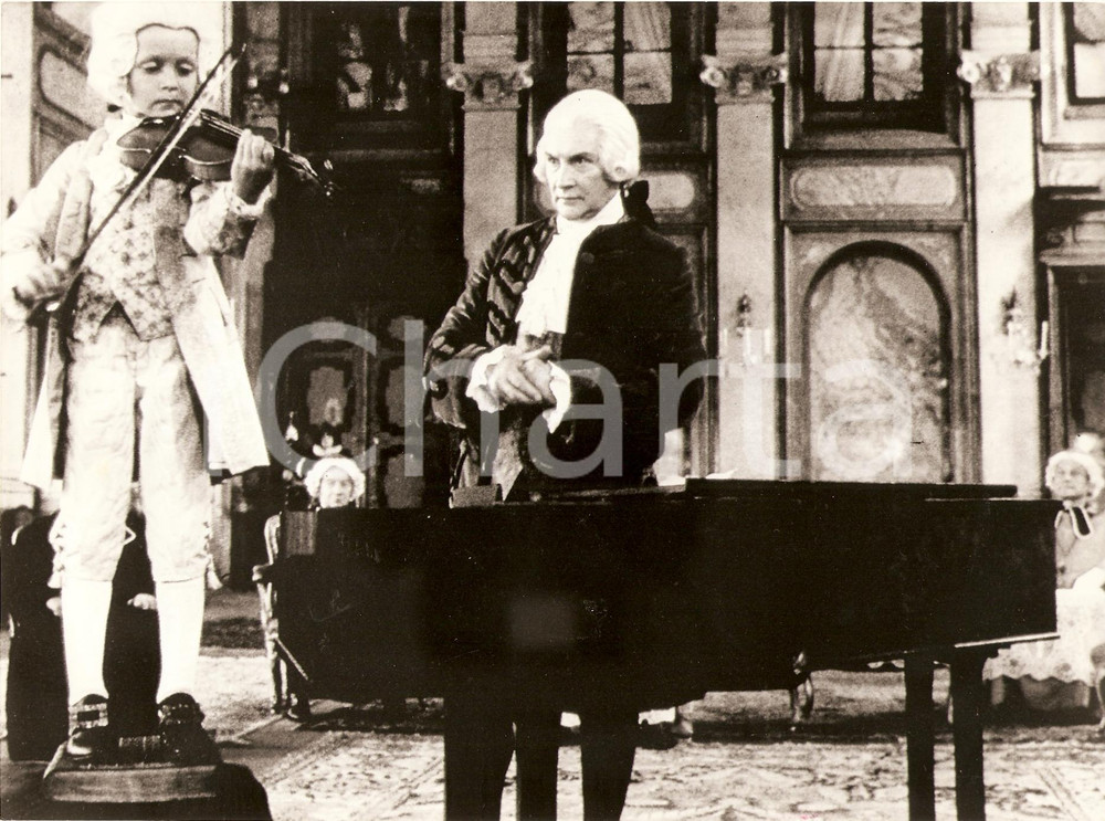 Fotografia d epoca originale 1990 AMADEUS Roy DOTRICE as Leopold MOZART in Milos FORMAN s movie Reprint 1