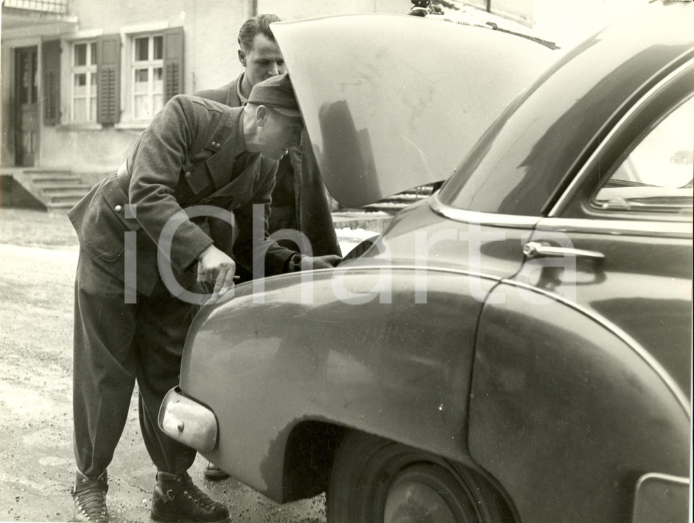 Fotografia d epoca originale 1945 ca LIECHTENSTEIN Automobile Reale al controllo doganale AUSTRIA Fotografia 1