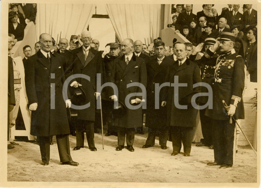 Fotografia d epoca originale 1937 PARIS F Grand Palais Concours Hippique  Gustave V SUEDE et Albert LEBRUN 1