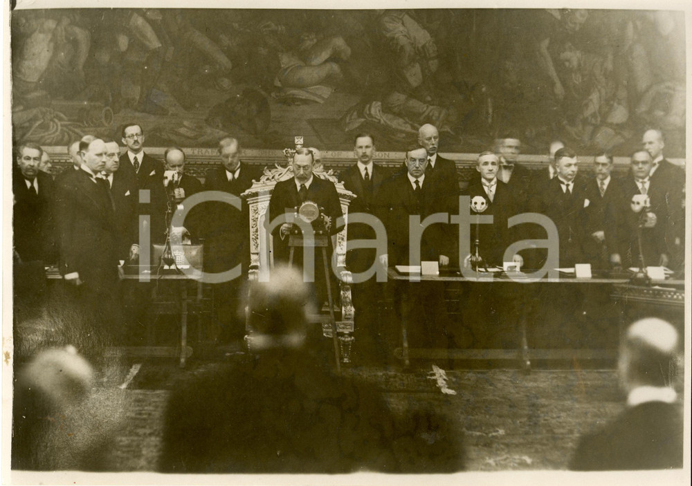 Fotografia d epoca originale 1930 LONDON UK King George V speaking at FIVE POWER NAVAL CONFERENCE Photo 1
