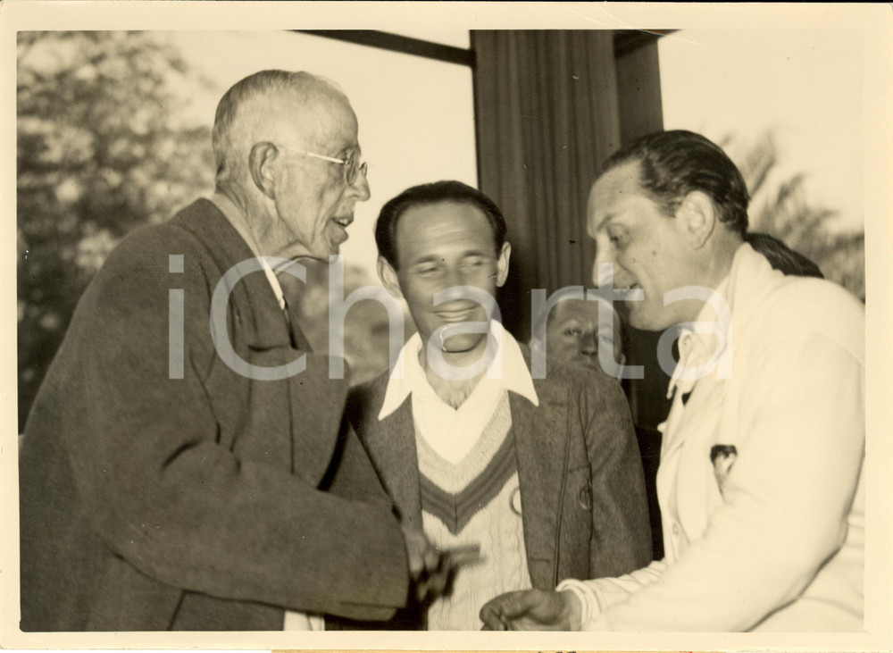 Fotografia d epoca originale 1935 ca PARIS F Gustavo V SVEZIA con Raymond RODEL e Jean Robert BOROTRA Foto 1
