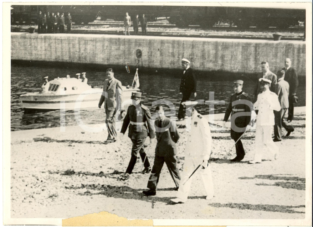 Fotografia d epoca originale 1936 YUGOSLAVIA Re Edoardo VIII arriva al porto in visita ufficiale Fotografia 1