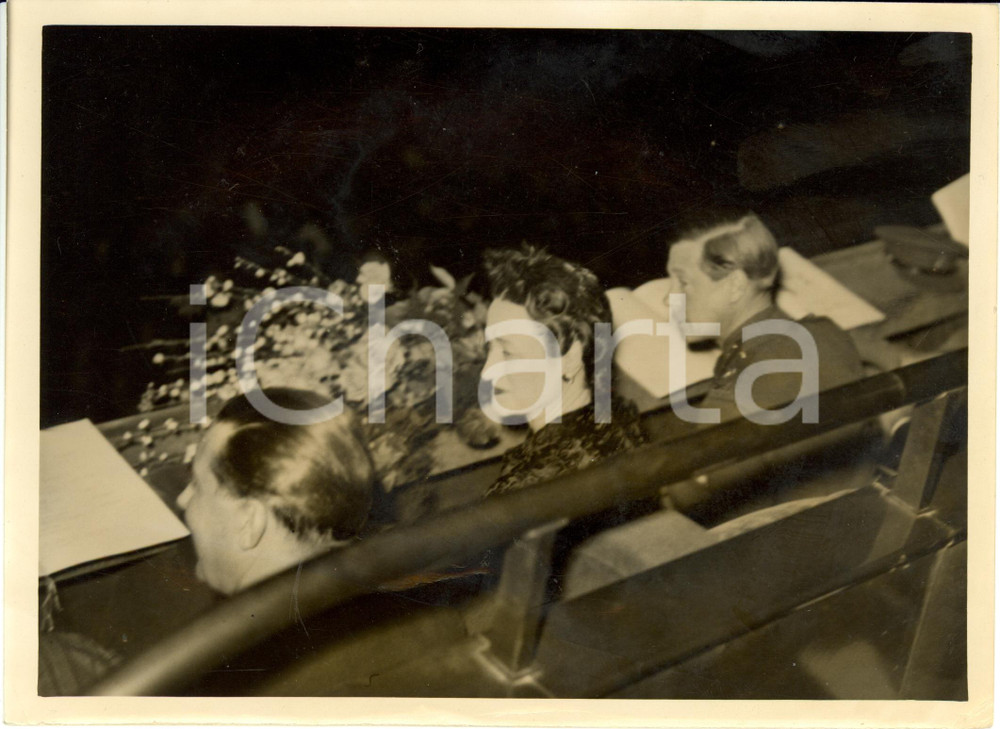 Fotografia d epoca originale 1940 PARIGI F Duca e Duchessa WINDSOR Guy LA CHAMBRE Concerto RAF Fotografia 1