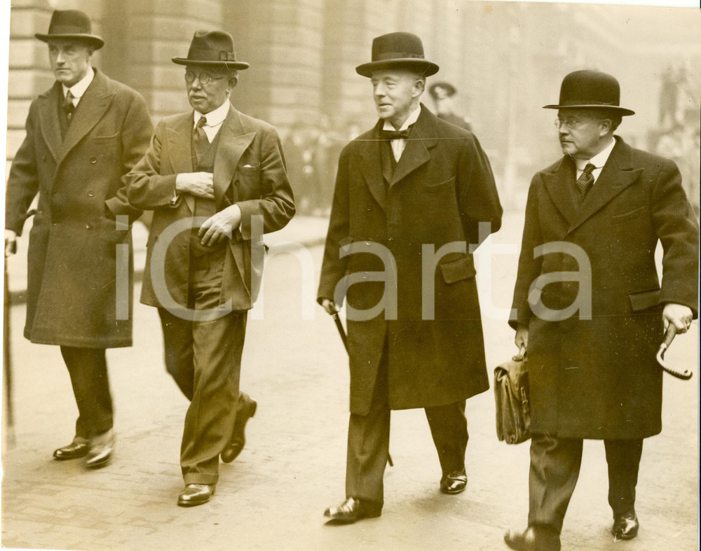 Fotografia d epoca originale 1935 LONDON Philip CUNLIFFELISTER Howard KINGSLEY WOOD and Walter RUNCIMAN 1