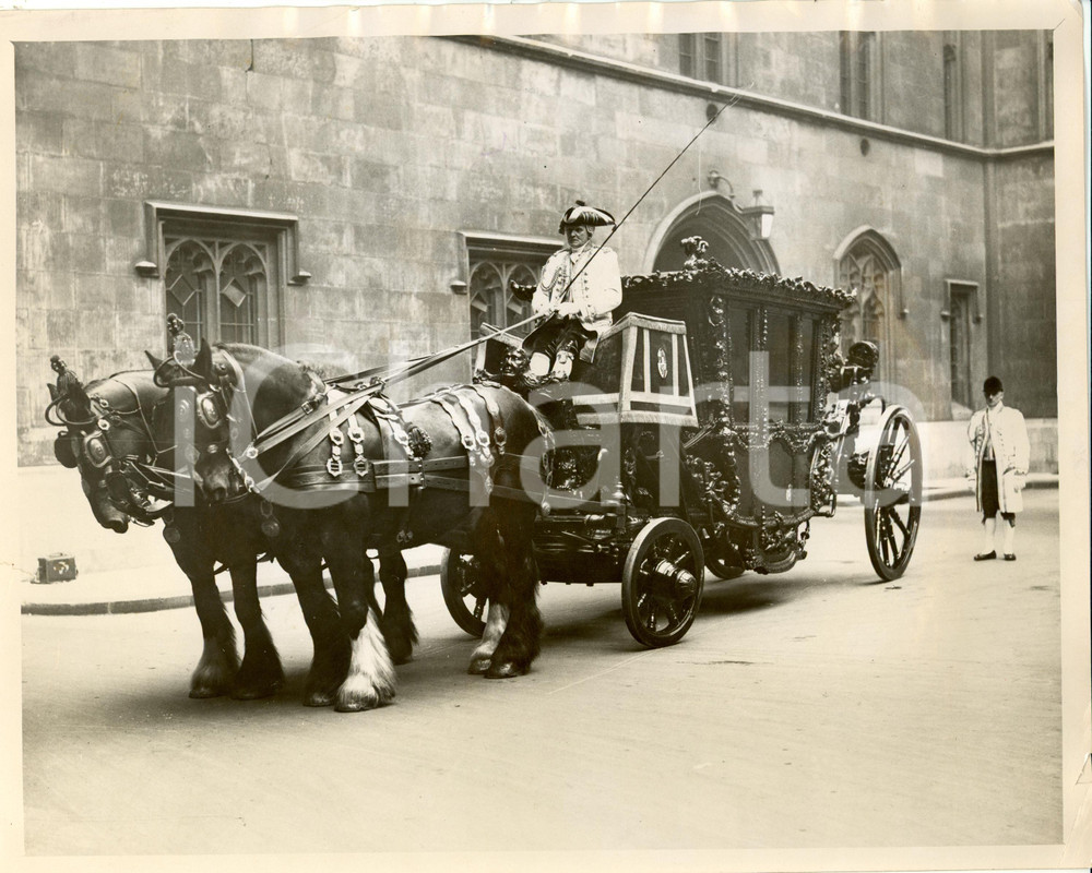 Fotografia d epoca originale 1936 LONDON UK The SPEAKERS COACH full dress rehearsal Photograph 1