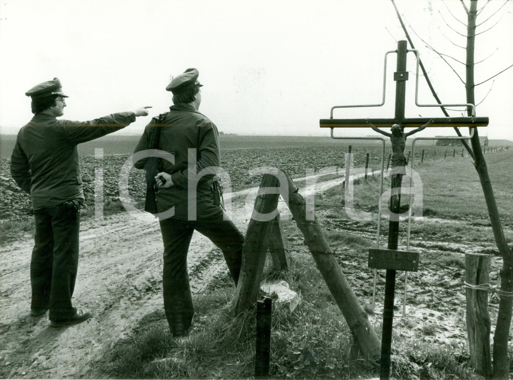 Fotografia d epoca originale 1985 ca HORBACH Funzionari dogana BUNDESREPUBLIK a confine PAESI BASSI Foto 1