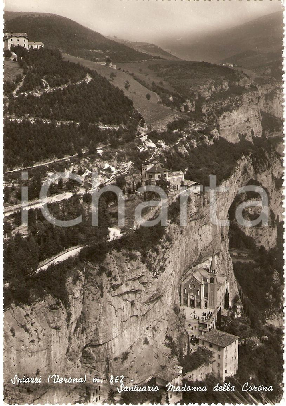 Cartolina originale da collezione 1955 SPIAZZI VR Santuario MADONNA DELLA CORONA Veduta aerea Cartolina FG VG 1