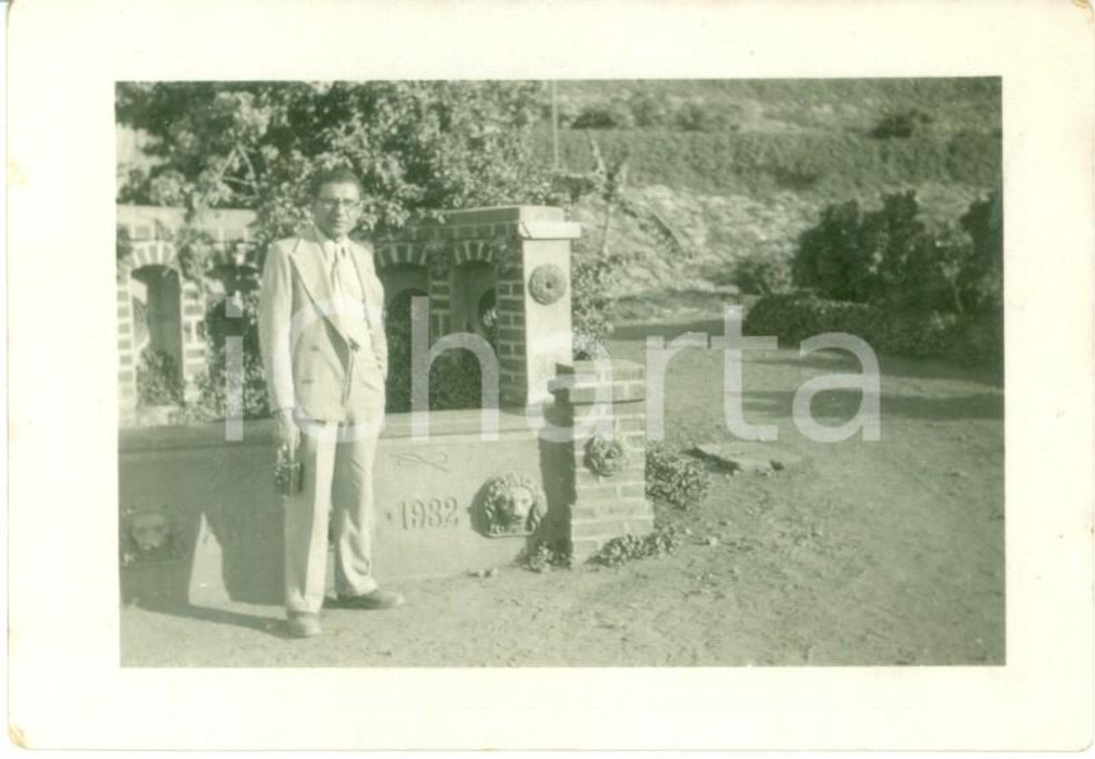 Fotografia d epoca originale 1936 ADI UGRI ERITREA AOI Alla fontana dell acqua termale Foto cm 10 x 7 1