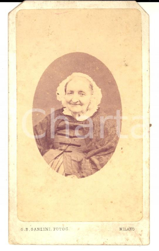 Fotografia d epoca originale 1880 ca MILANO Ritratto di anziana con cuffia in pizzo Foto G. B. GANZINI 1