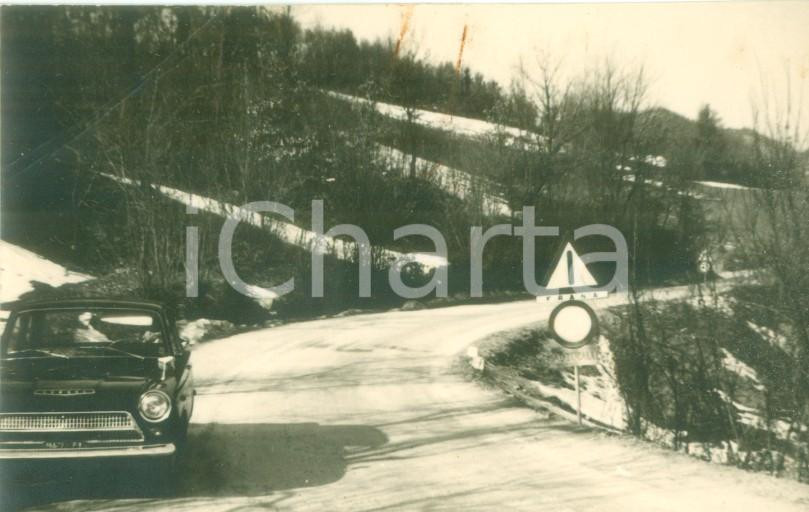 Fotografia d epoca originale 1965 ZAVATTARELLO PV Segnale di frana sul bivio per ROMAGNESE Foto cm 10 x 7 1