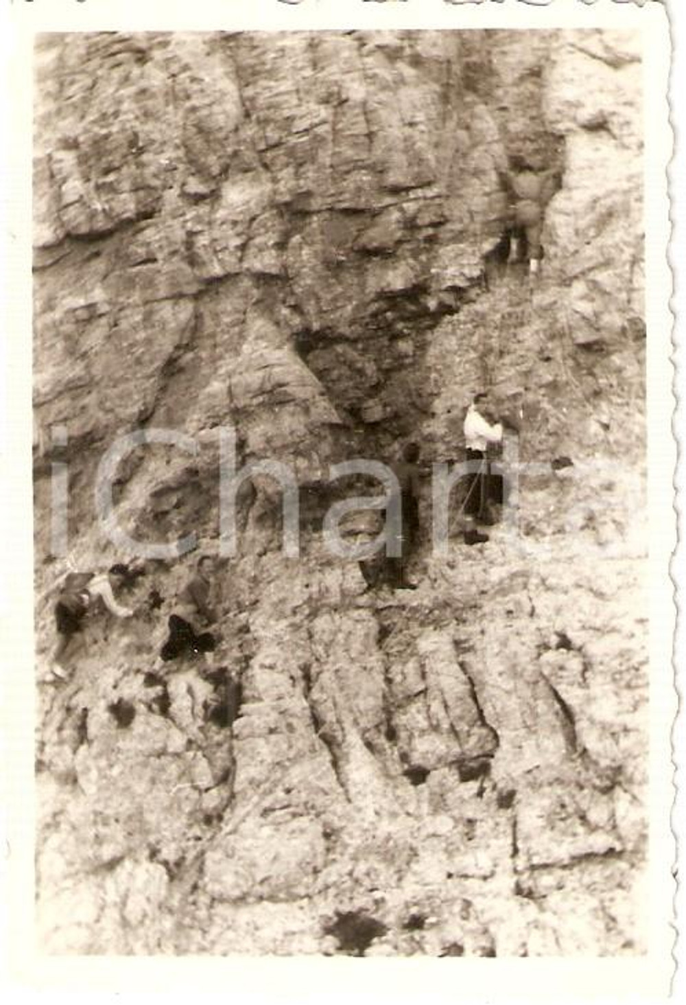 Fotografia d epoca originale 1946 VALSASSINA LC Passaggio in parete Cresta SEGANTINI Arrampicata Foto 6x9 1
