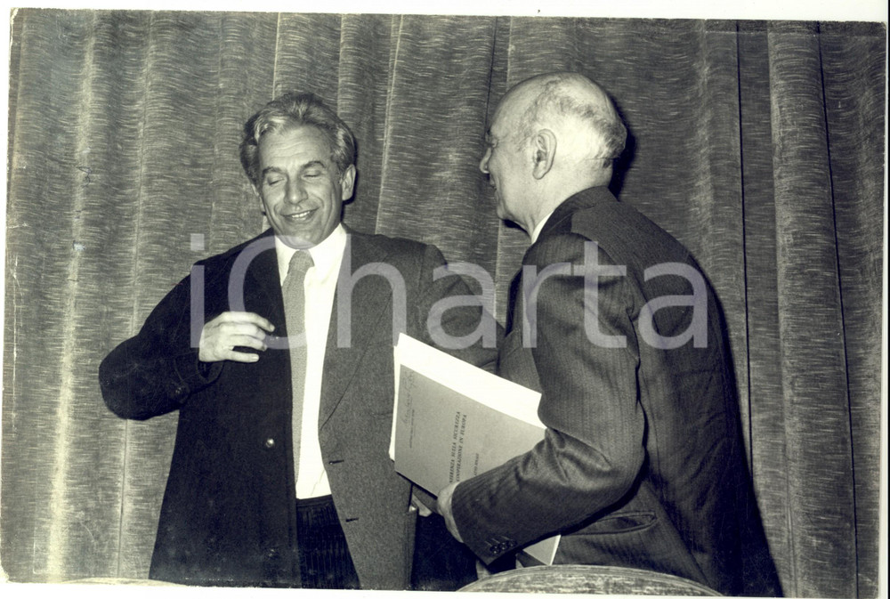 Fotografia d epoca originale 1975 HELSINKI Sicurezza Cooperazione   Giuliano PAJETTA e Lucio MAGRI 1