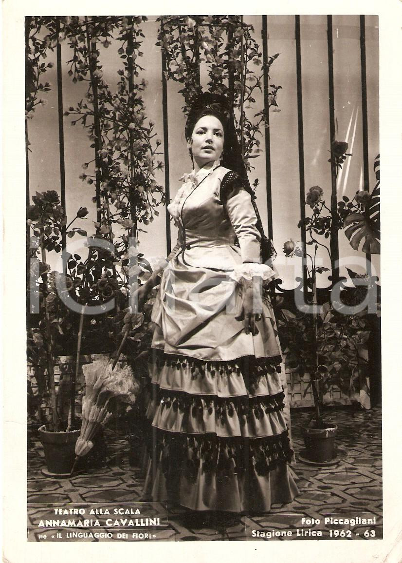Fotografia d epoca originale 1962 MILANO Teatro alla Scala Annamaria CAVALLINI in Linguaggio dei fiori Foto 1