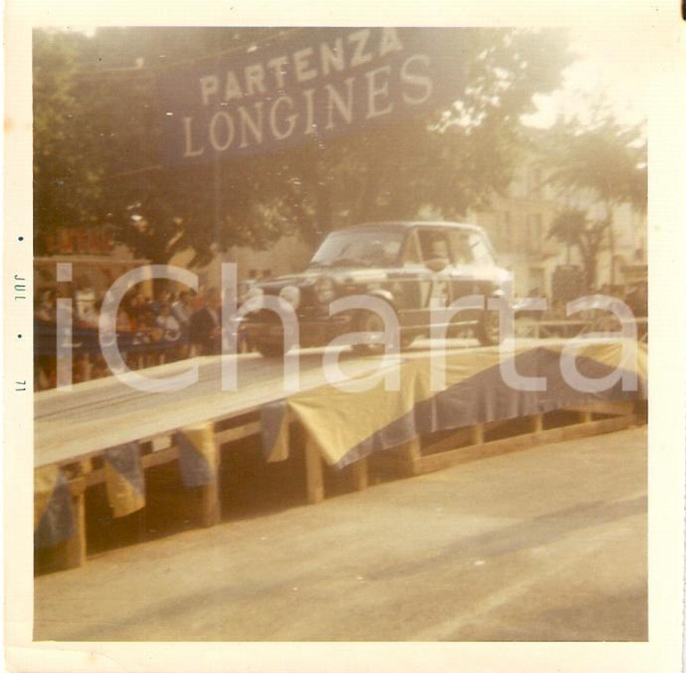 Fotografia d epoca originale 1971 RIVANAZZANO TERME PV Rally AUTOBIANCHI A112 ABARTH alla partenza Foto 1