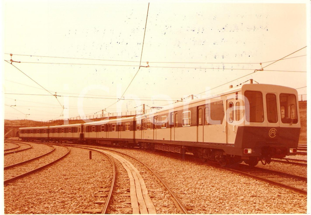 Fotografia d epoca originale 1970 ca MADRID ESPANA Metropolitano Treno elettrico M5014 Fotografia 1