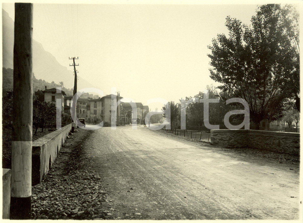 Fotografia d epoca originale 1932 DARFO BOARIO TERME BS Strada Statale 42 TONALE e MENDOLA ad ANGONE Foto 1