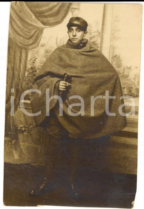 Fotografia d epoca originale 1917 PIACENZA 25° Fanteria BRIGATA BERGAMO Ufficiale Gino ROSSI con la sigaretta 1