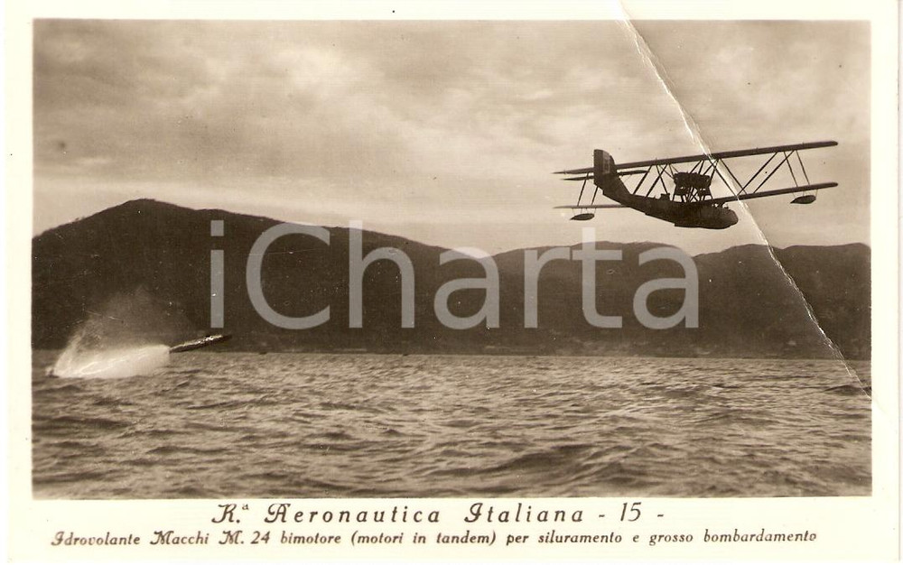 Cartolina originale da collezione 1925 ca AERONAUTICA MILITARE Idrovolante MACCHI M.24 sgancia bomba DANNEGGIATA 1