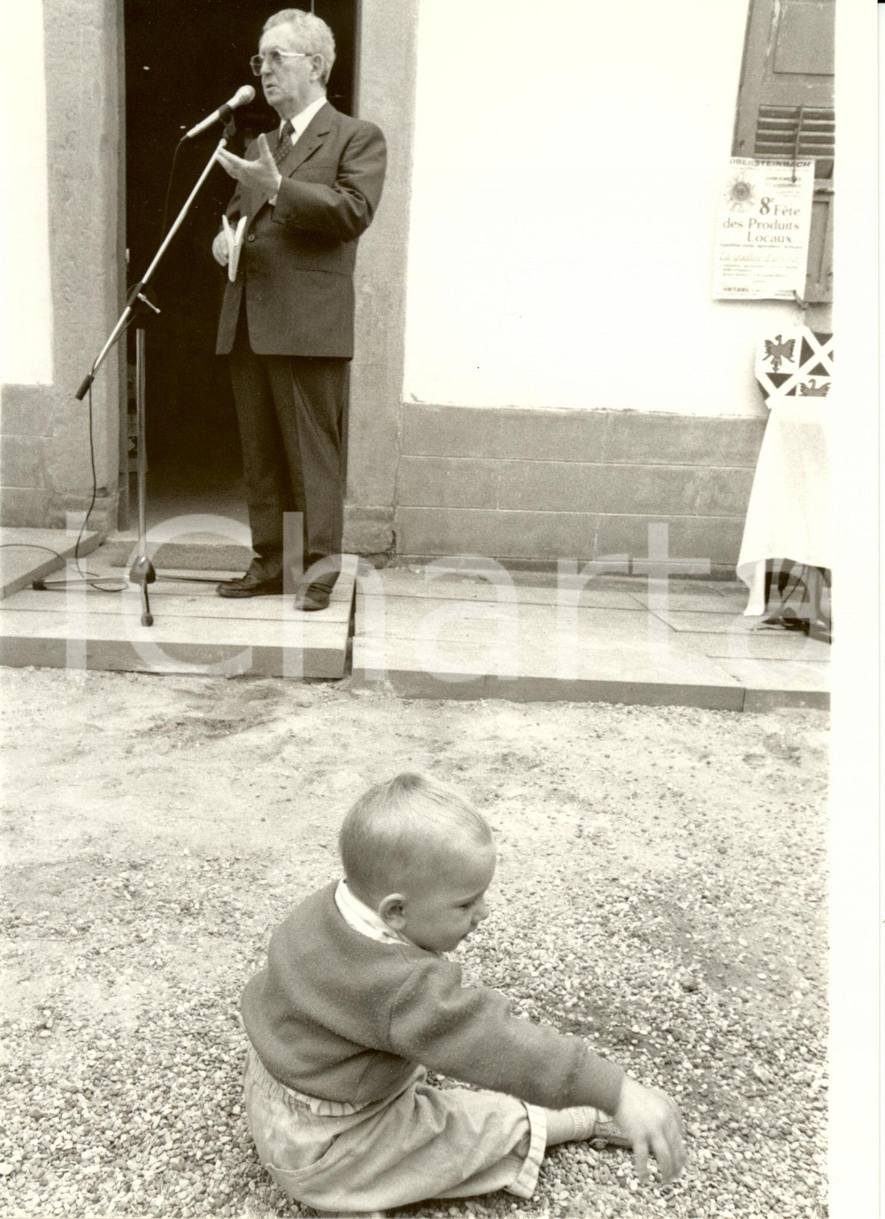 Fotografia d epoca originale 1988 OBERSTEINBACH F ThÃ©o BRAUN parle Ã  8 FETE des PRODUITS LOCAUX Photo 1