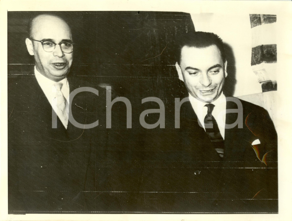 Fotografia d epoca originale 1958 TUNISIA Sadok MOKKADEM incontra Georges GORSE Ambasciatore FRANCESE Foto 1