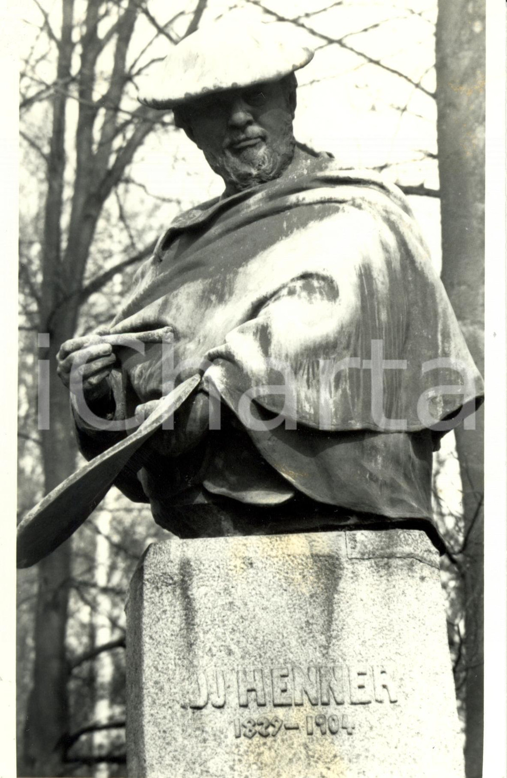 Fotografia d epoca originale 1980 ca BERNWILLER F Busto JeanJacques HENNER  Scultore Joseph ENDERLIN Foto 1