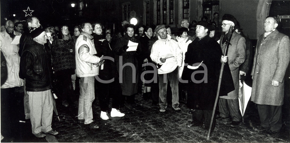 Fotografia d epoca originale 1983 TURCKHEIM F 25 Anniversaire VEILLEURS DE NUIT Celebrations Photo 1