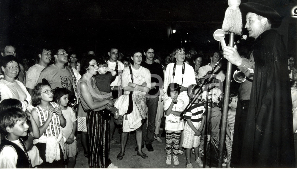 Fotografia d epoca originale 1983 TURCKHEIM F 25 Anniversaire VEILLEURS DE NUIT Celebrations Photographie 1
