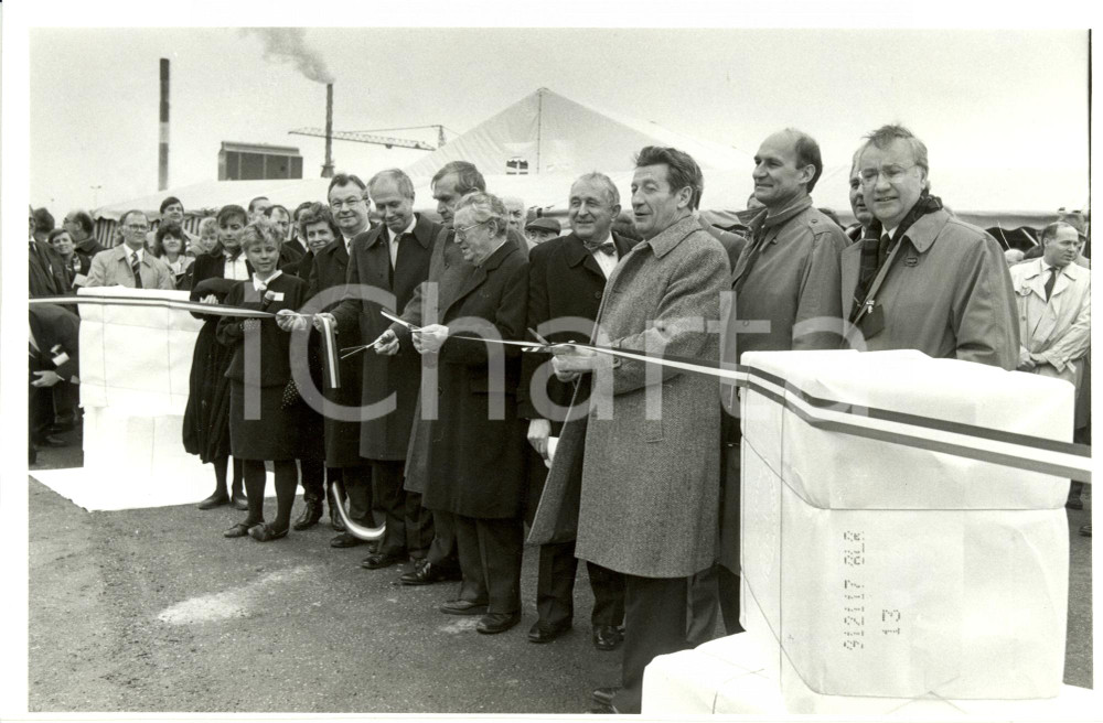 Fotografia d epoca originale 1989 STRASBURGO F ThÃ©o BRAUN inaugura nuova STRACEL Cellulosa Fotografia 1