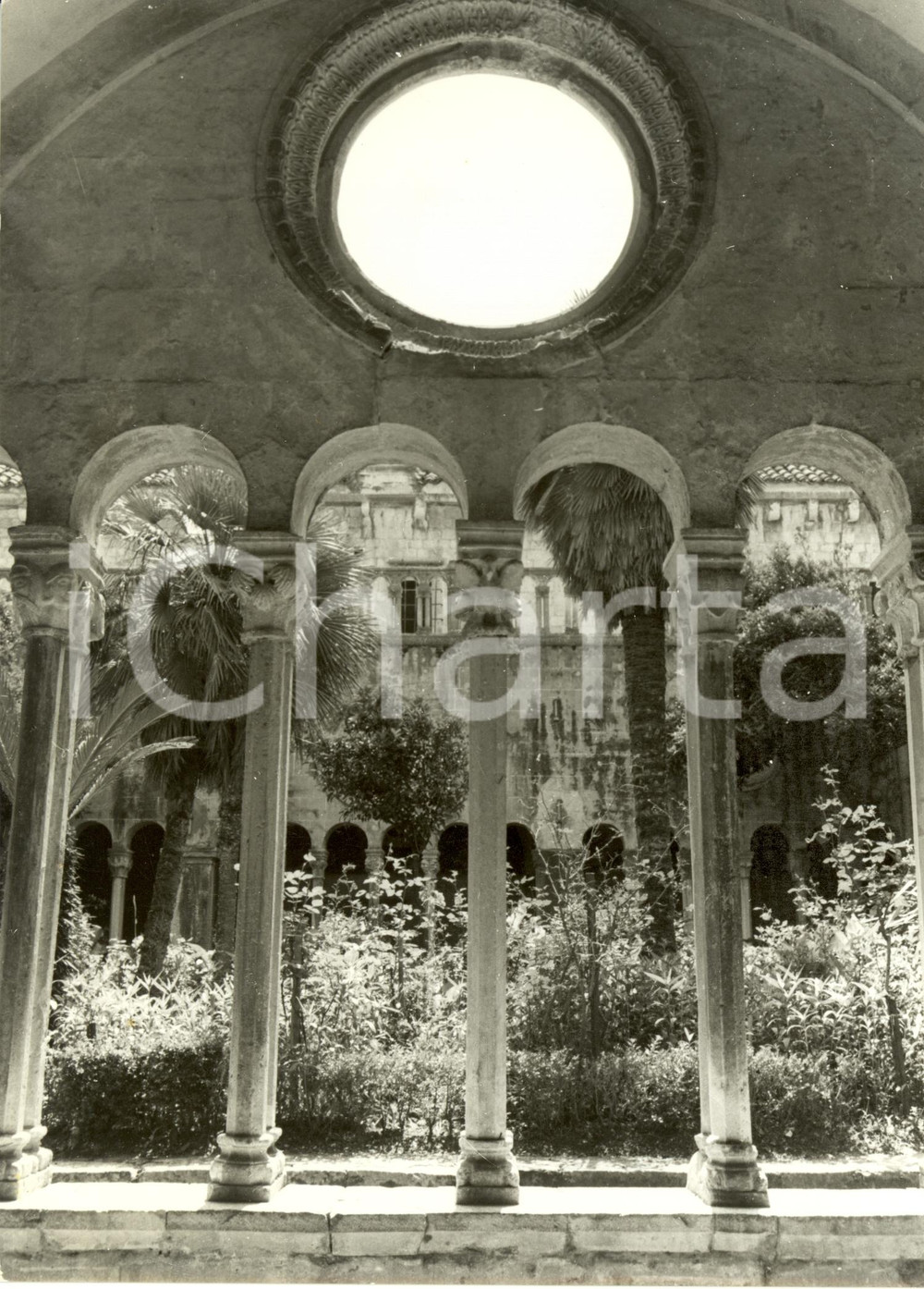 Fotografia d epoca originale 1977 DUBROVNIK Croazia Chiostro del Convento dei Francescani MALA BRACA Foto 1