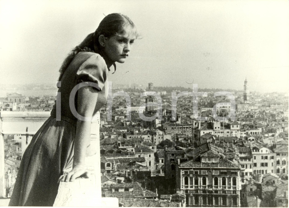 Fotografia d epoca originale 1981 FRANCIA Cinema Isabelle HUPPERT Film LES AILES DE LA COLOMBE Foto di scena 1