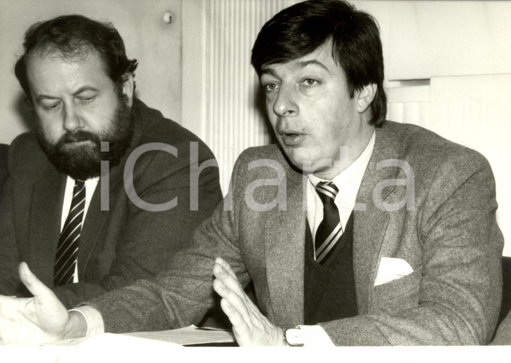 Fotografia d epoca originale 1981 FRANCIA Didier BARIANI Parti RadicalSocialiste confÃ©rence de presse Photo 1