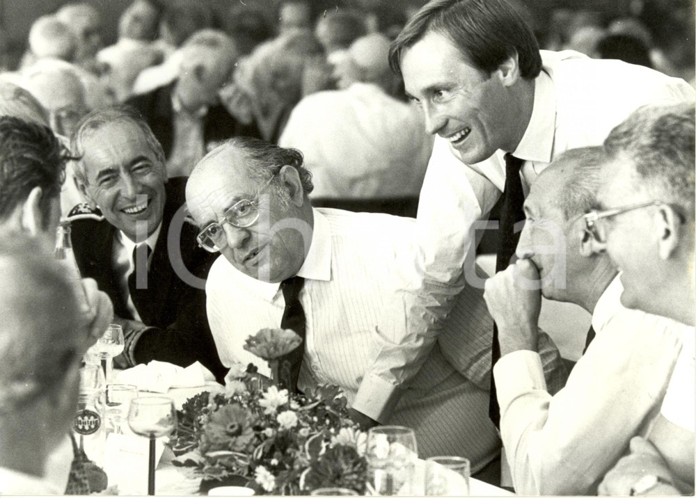 Fotografia d epoca originale 1986 FRANCE Henri GOETSCHY Mahdi HACENE Marcel RUDLOFF JeanMarie BOCKEL Photo 1