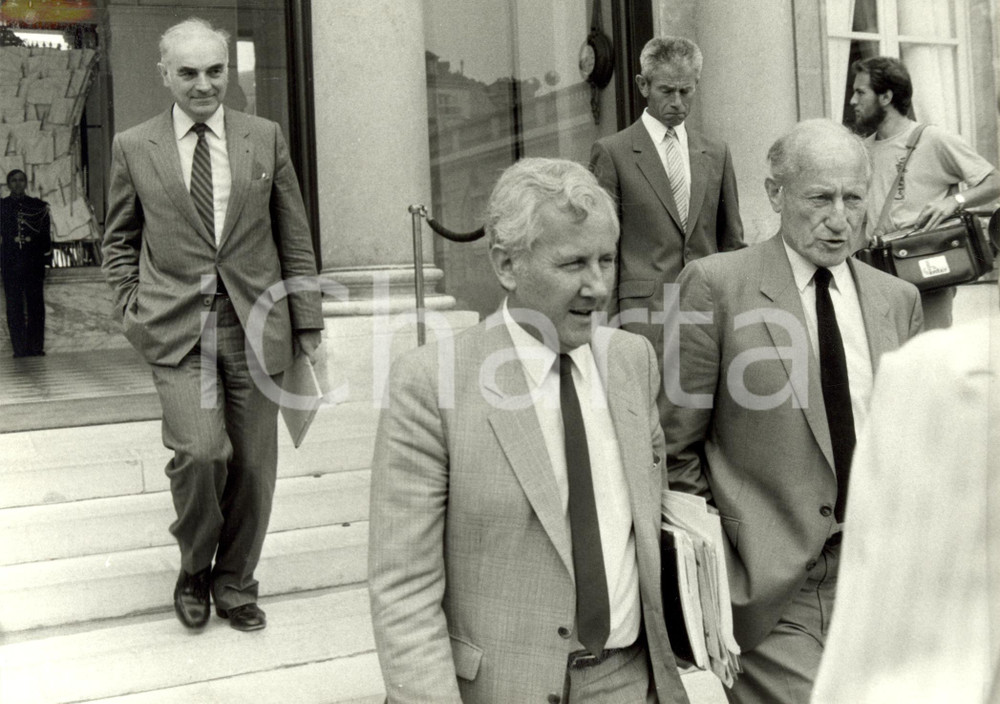 Fotografia d epoca originale 1984 PARIS F Hubert CURIEN et Haroun TAZIEFF PrÃ©vention risques naturels Photo 1