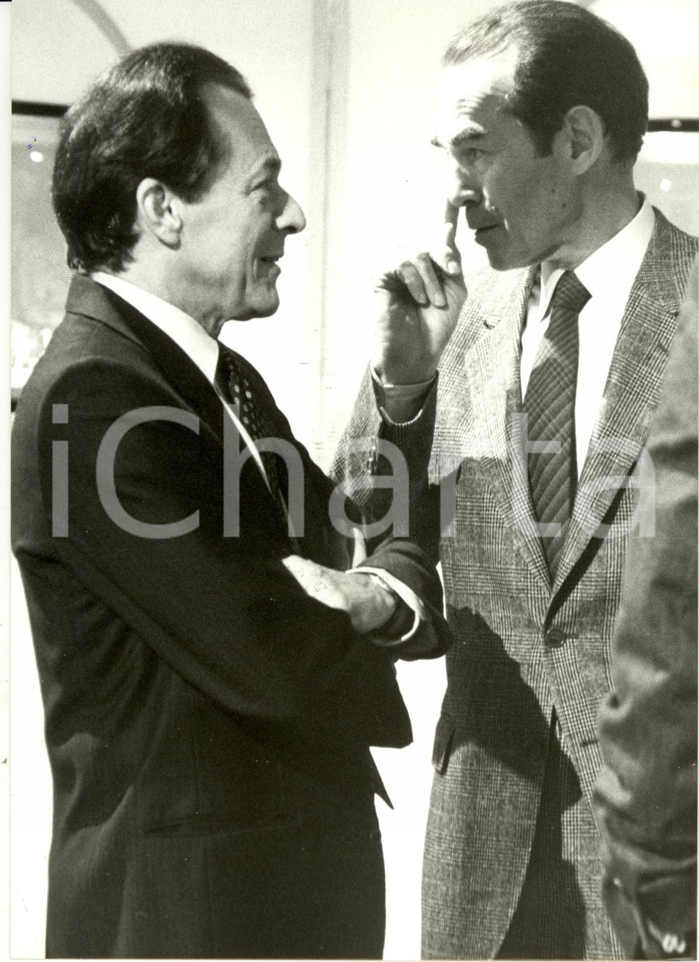 Fotografia d epoca originale 1984 FRANCE Michel ROCARD et Robert BADINTER invitÃ© Heure de VÃ©ritÃ© Photo 1