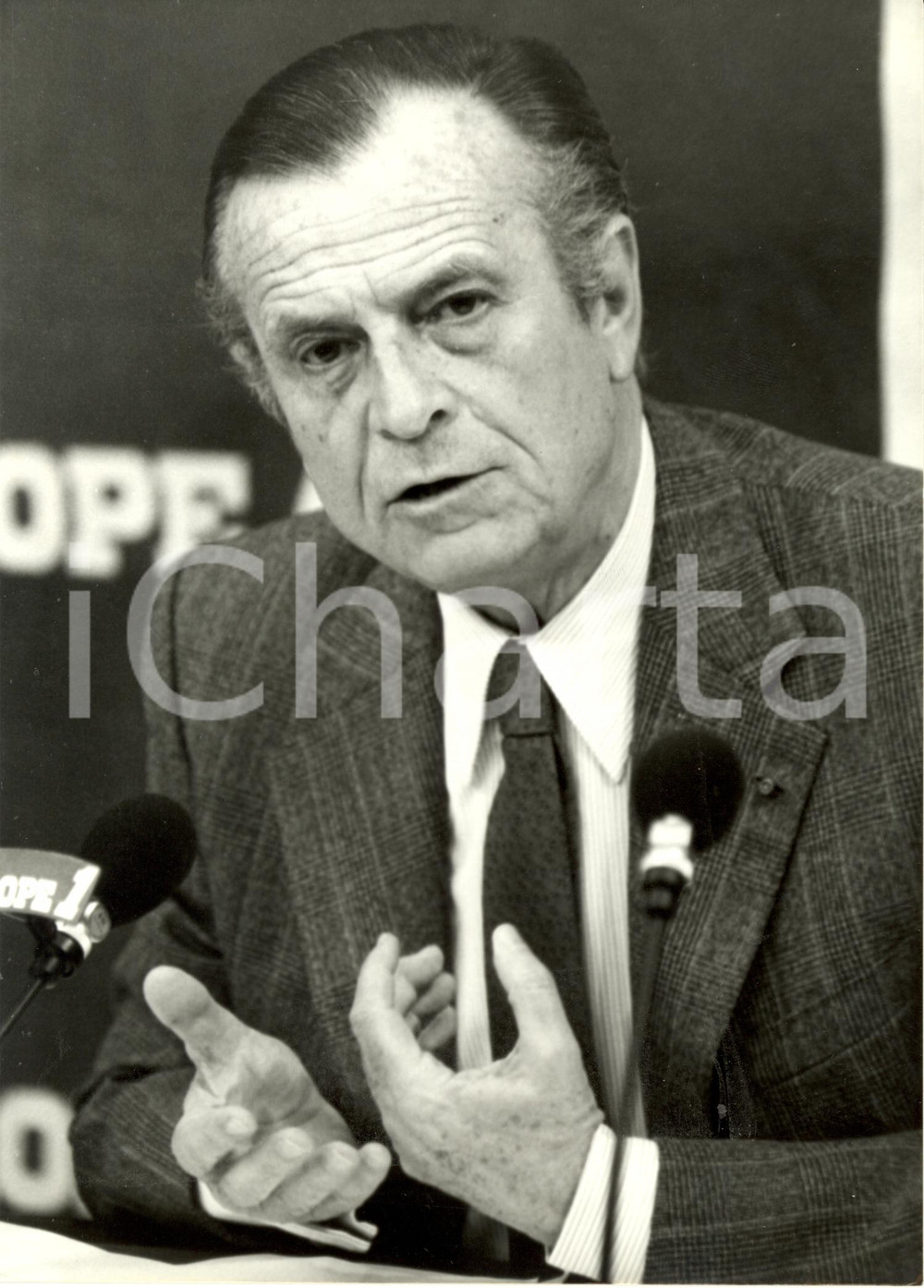 Fotografia d epoca originale 1982 FRANCE Jean LECANUET invitÃ© de la rÃ©daction d EUROPE I Photographie 1