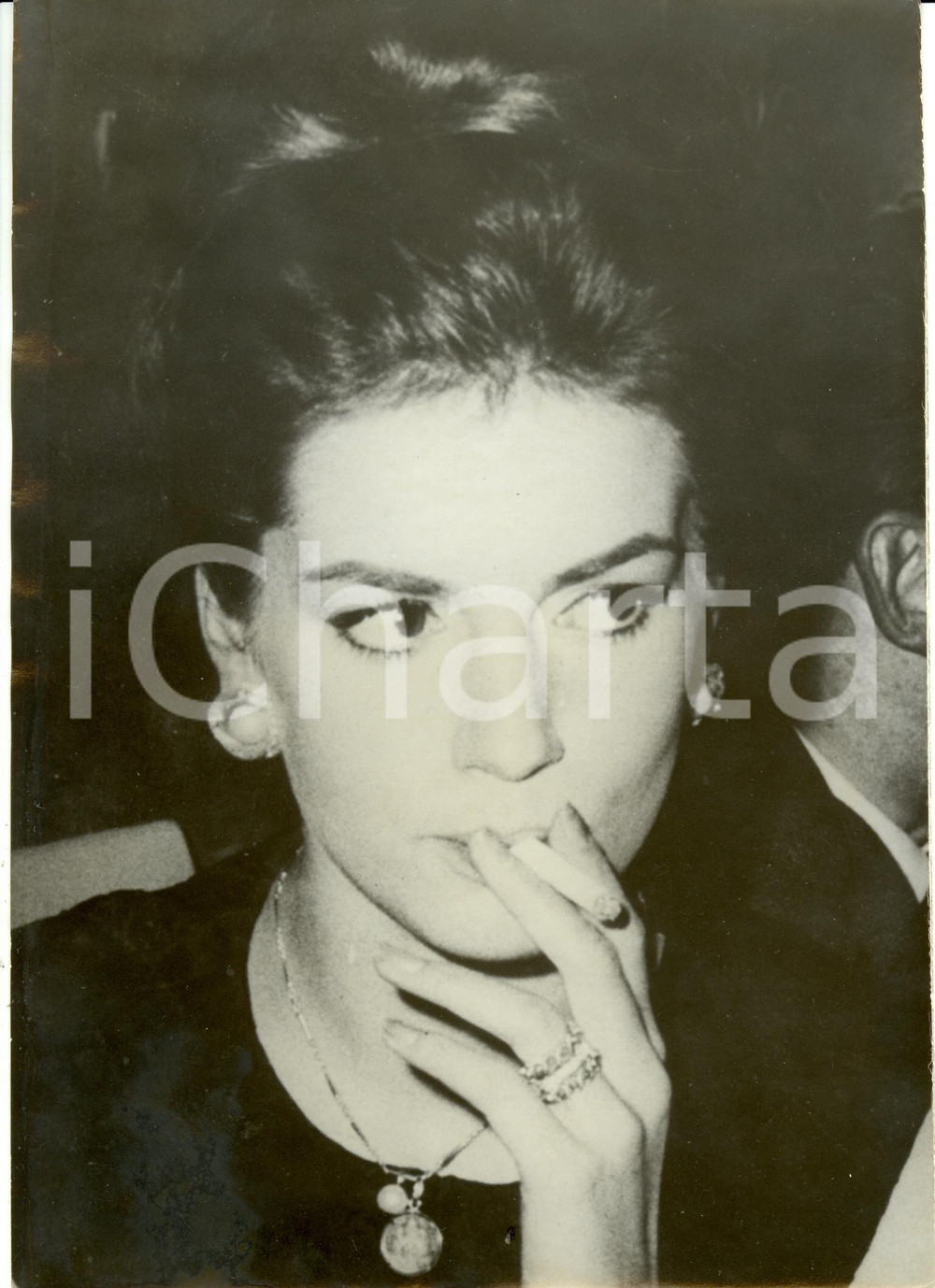 Fotografia d epoca originale 1963 ROMA Catherine SPAAK divorzia ma vuole con sÃ¨ la figlia Sabrina Fotografia 1