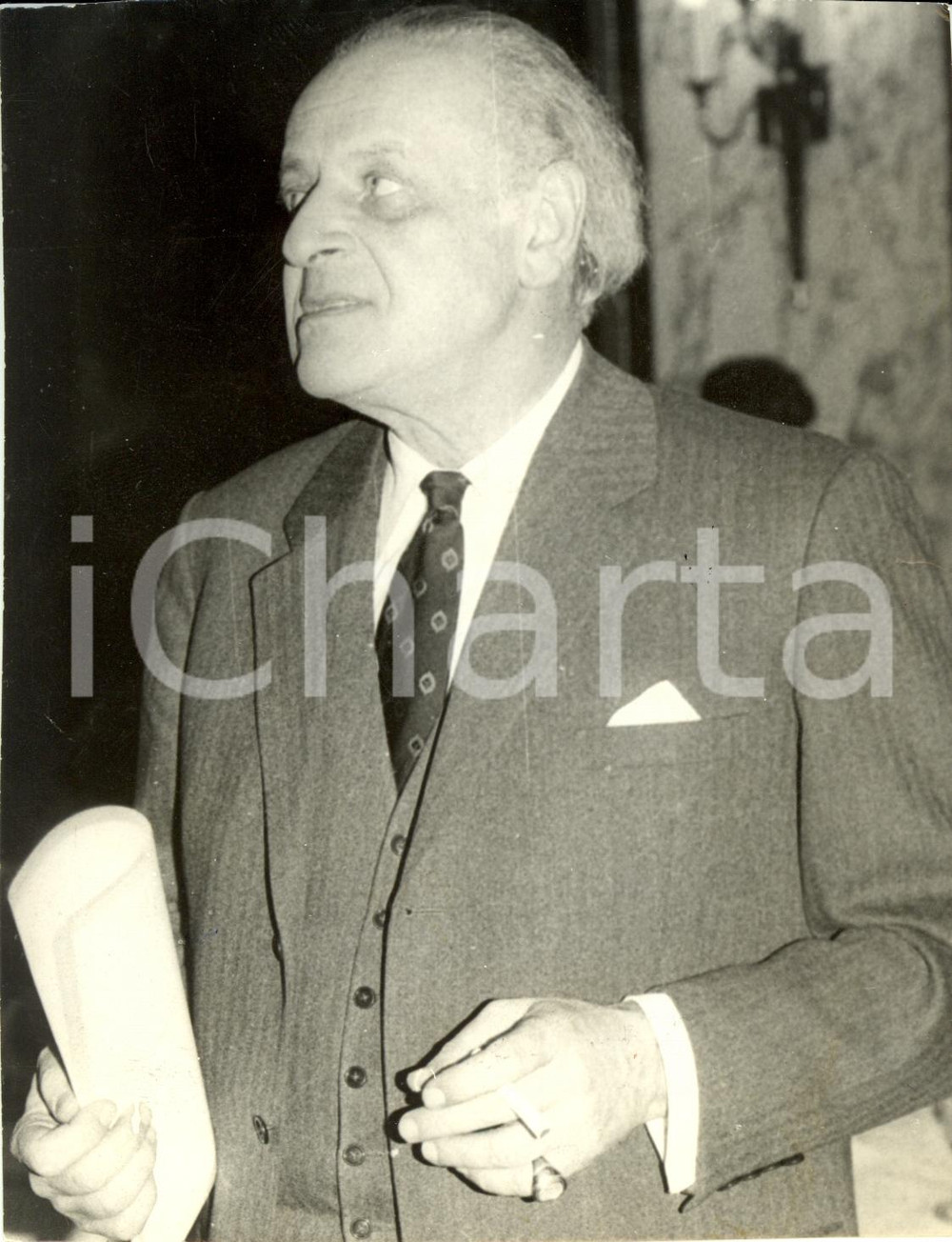 Fotografia d epoca originale 1975 ca FRANCIA? Rolf LIEBERMANN Compositore svizzero con sigaretta Fotografia 1