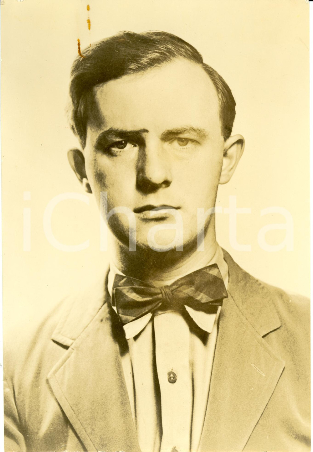 Fotografia d epoca originale 1945 ca USA? Harry Peter McNab BROWN author of A walk in the sun Photograph 1