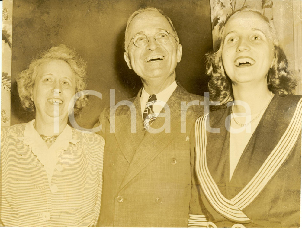 Fotografia d epoca originale 1944 USA Harry TRUMAN Senator his whife Bess and daughter Mary Margaret Photo 1