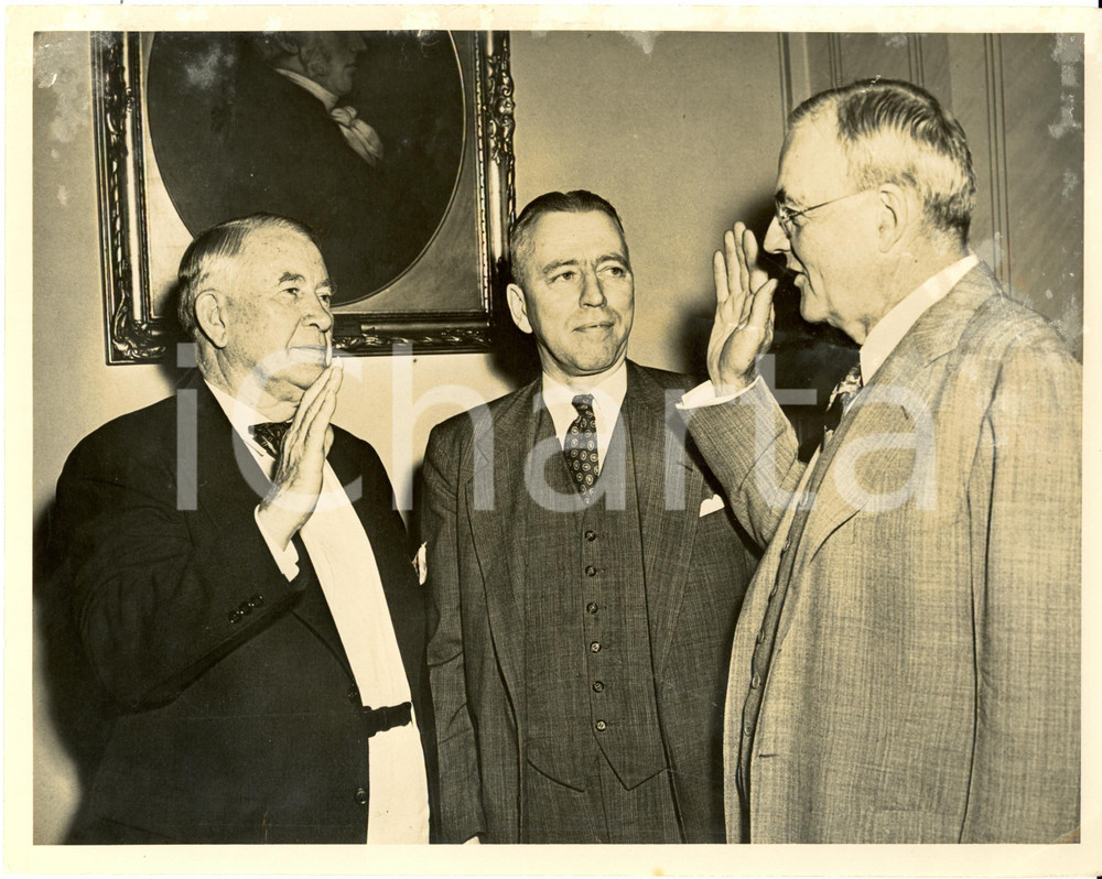 Fotografia d epoca originale 1949 WASHINGTON USA John FOSTER DULLES oath as Senator with Alben BARKLEY Photo 1